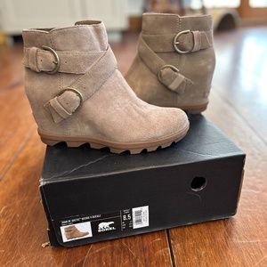 Sorel Joan of Arctic Wedge II Buckle size 8.5